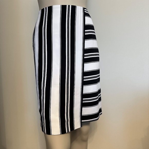 Simons Icone black & white skirt - Picture 2 of 10